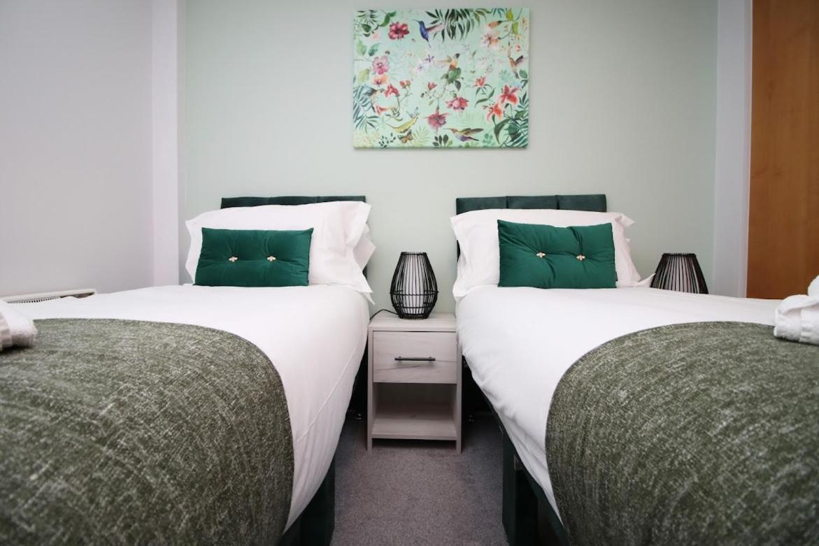 Hamilton Court 1Bedroom Apartment, Bright And Central Location With Balcony And Wi-Fi Apartament
