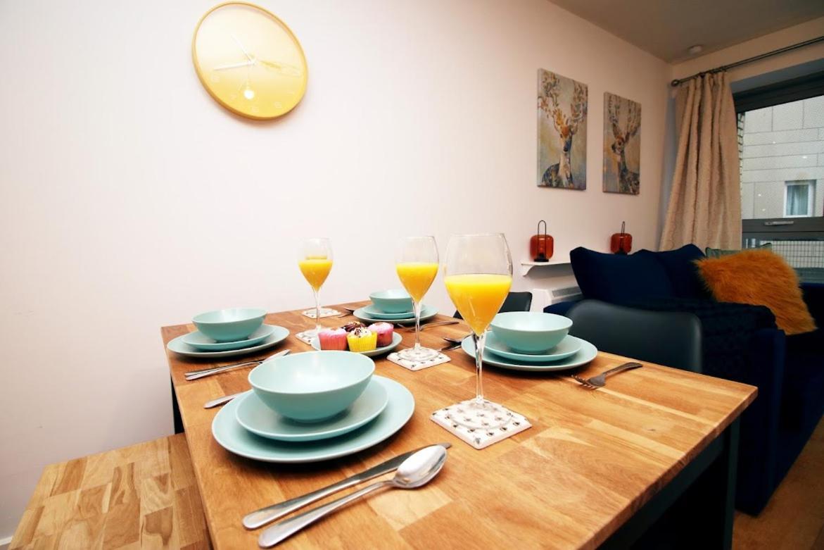 Hamilton Court 1Bedroom Apartment, Bright And Central Location With Balcony And Wi-Fi Bristol